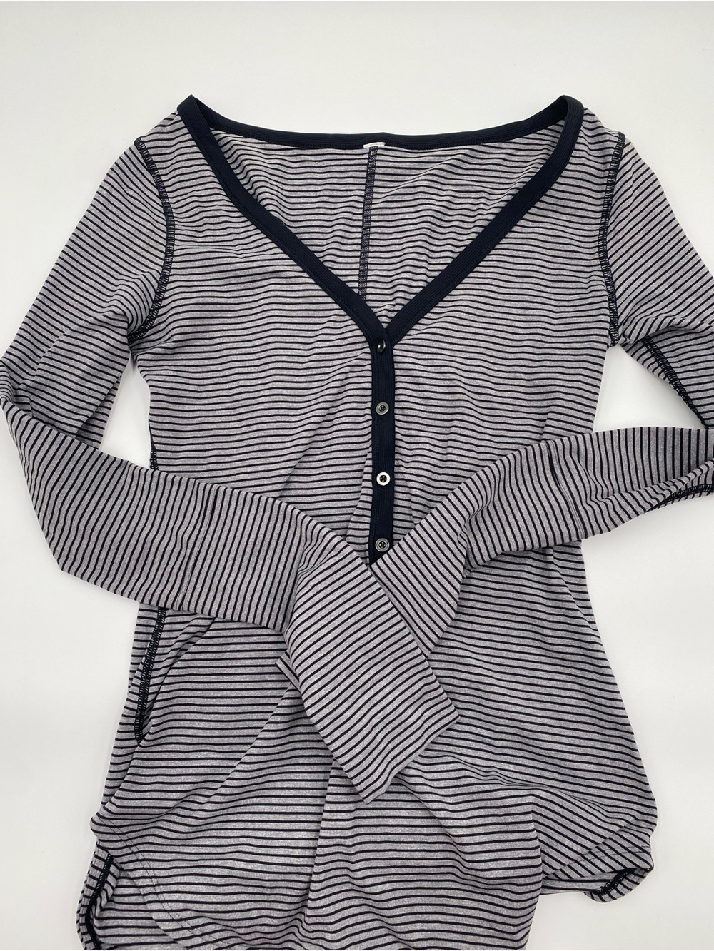 lululemon Rulu Henley Black and White Stripe Size 4
